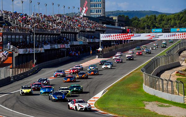Toyota GR Supra em prova