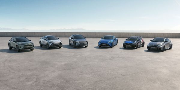 TME-2025-F001_TME01P_6Car_comp_Compositing__v004