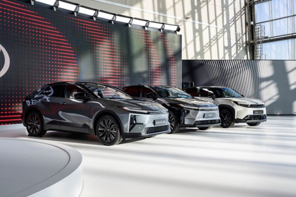 TOYOTA EV MODELS -3