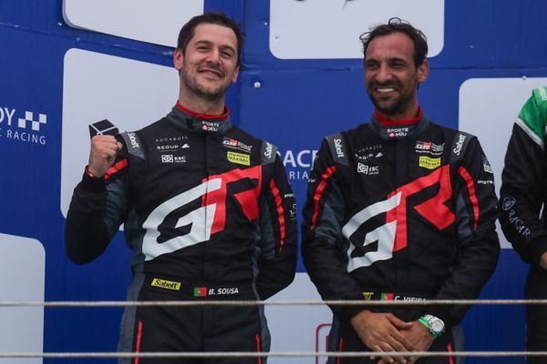 TOYOTA GAZOO Racing Caetano Portugal GR Supra GT4 Evo - Bernardo Sousa - Carlos Vieira