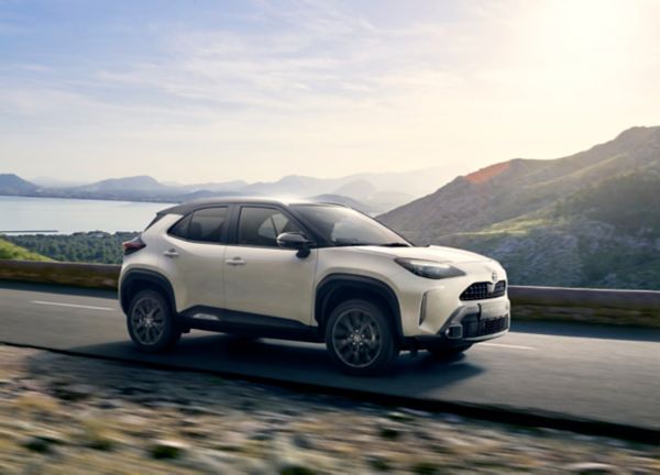 Toyota Yaris Cross driving