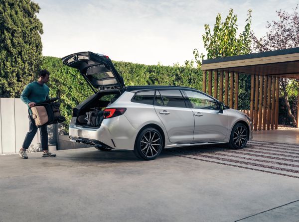 corolla touring sports