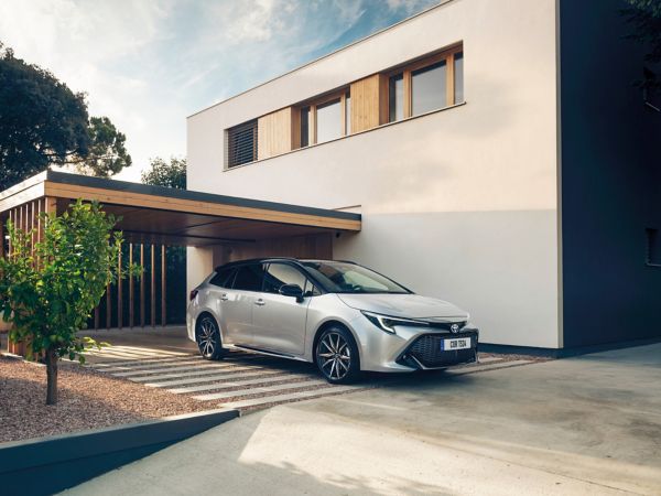 Toyota Corolla Touring Sports