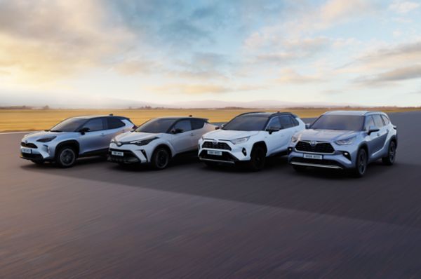 TOY_DES_EL_2021_HUB_BRAND_ATT_IMG_KV_SUV_Range_2_crop-2