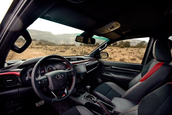 Modele Toyota Off-road Hilux interior