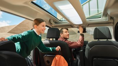 Man and girl in Toyota Proace City Verso