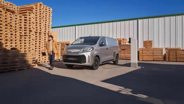 Elektryczne Toyoty PROACE z dotacją „NaszEauto”