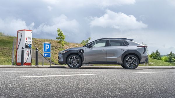 Sieć Toyota Charging Network to już ponad milion punktów ładowania w Europie