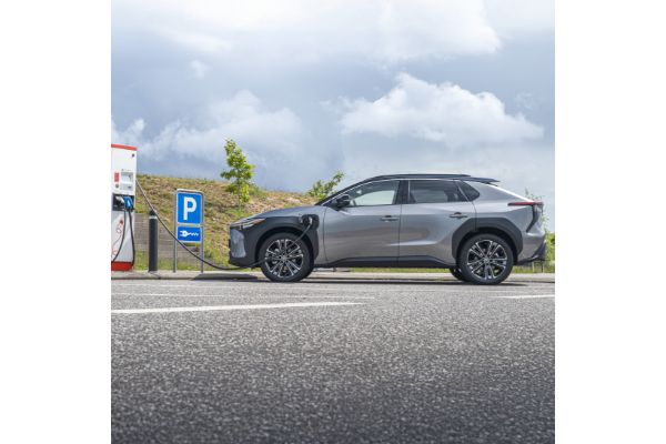 Sieć Toyota Charging Network to już ponad milion punktów ładowania w Europie
