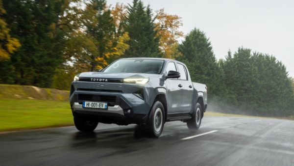 Debiut 9. generacji Toyoty Hilux