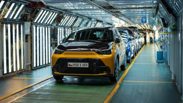 Toyoty Aygo X w czeskiej fabryce Toyoty w Kolinie