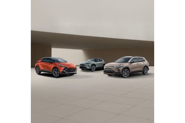 Dni Otwarte w salonach Toyoty. Dodatkowe rabaty na wybrane wersje Aygo X, Yarisa Cross, Toyoty C-HR, Yarisa i Corolli. Oferty wsparte atrakcyjnymi leasingami oraz programami ratalnymi 