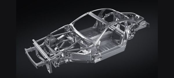 A Toyota első, teljes egészében alumínium karosszériájának megalkotása