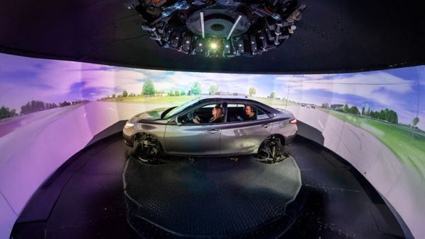 100 projektów Toyota Collaborative Safety Research Center