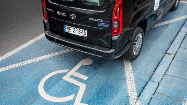 Toyota PROACE CITY przystosowana do przewozu osób niepełnosprawnych