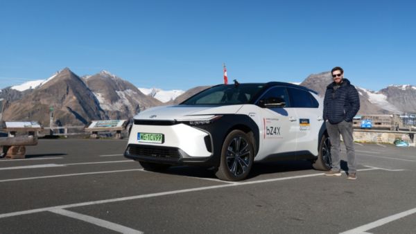 Elektryczna Toyota bZ4X przejechała blisko 3000 km po Europie, korzystając z usługi Toyota Charging Network