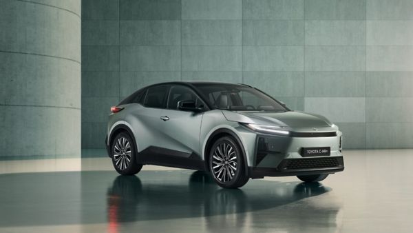 Nowa Toyota C-HR+ podczas prezentacji