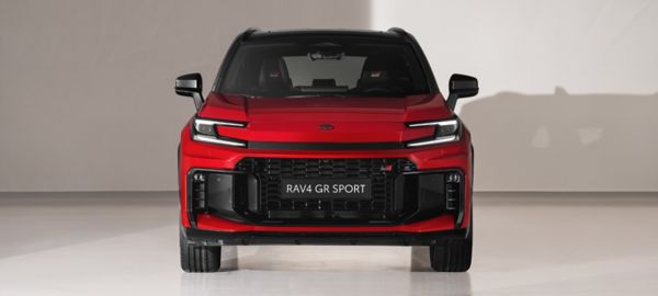 a vadonatúj Toyota RAV4