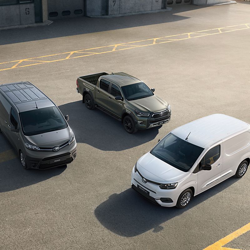 TOY_PROFESSIONAL_2023_HUB_ATT_KV_3_Car_Range (1)