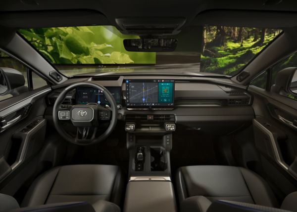 Cockpit du RAV4 montrant le tableau de bord complet