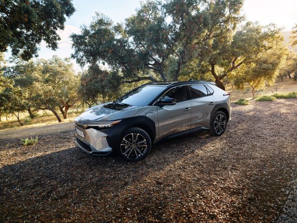 Електрически СУВ - Toyota bZ4X