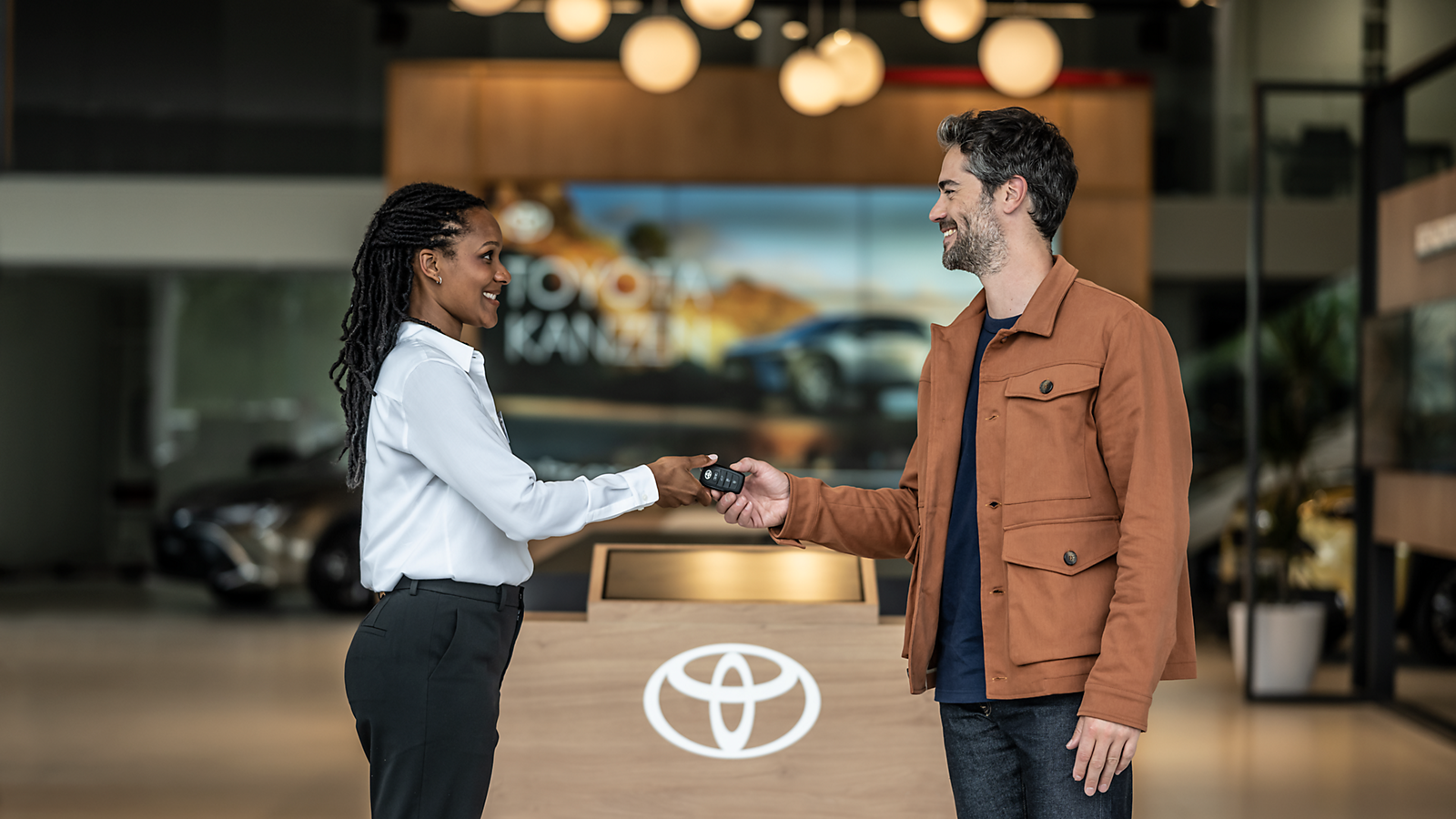 Toyota - Car Avenue Ital