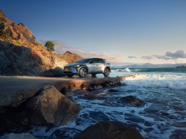 Caratteristiche Toyota bZ4X