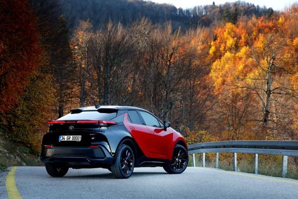 Toyota C-HR Hybrid GR SPORT