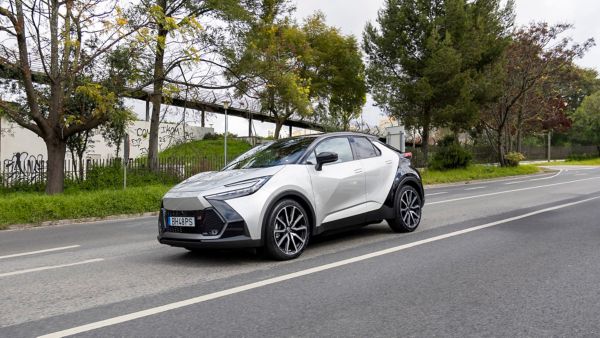 Toyota C-HR Lisboa 1920x1080