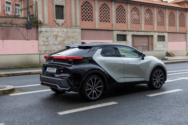 Toyota C-HR Lisboa RR