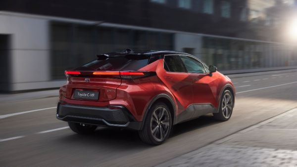 Lancement d’une nouvelle version d’équipement Style Premiere accrocheuse pour l’innovant SUV de Toyota sur le segment C