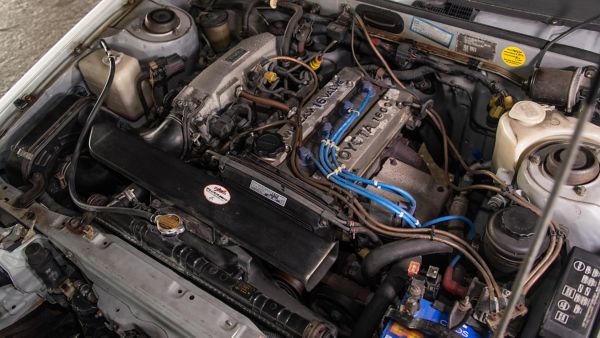 Toyota AE86 exterieur motor