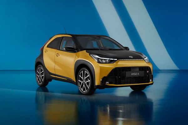 Toyota Aygo X hybride vooraanzicht