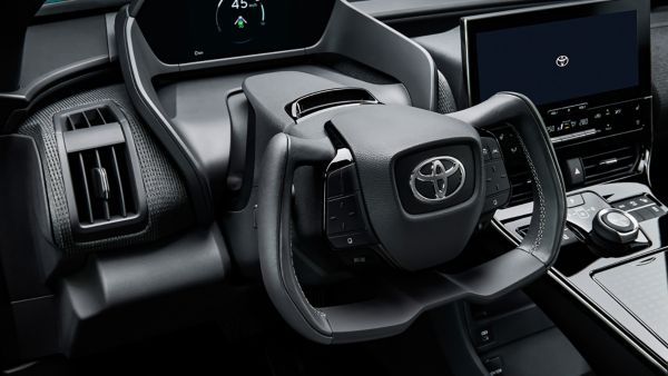 Toyota, Bz4X, interieur, stuur