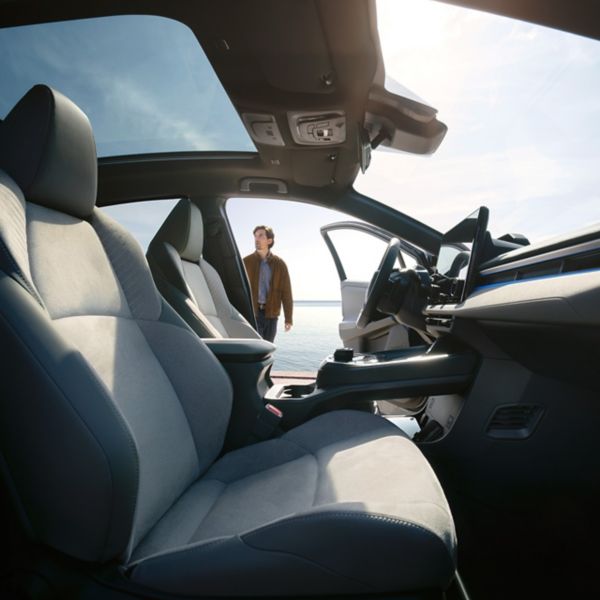 interior Toyota C-HR