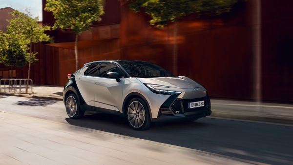 Toyota, C-HR, exterieur, driekwart, linksvoor