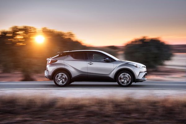 Toyota, C-HR, exterieur, zijkant, herfst