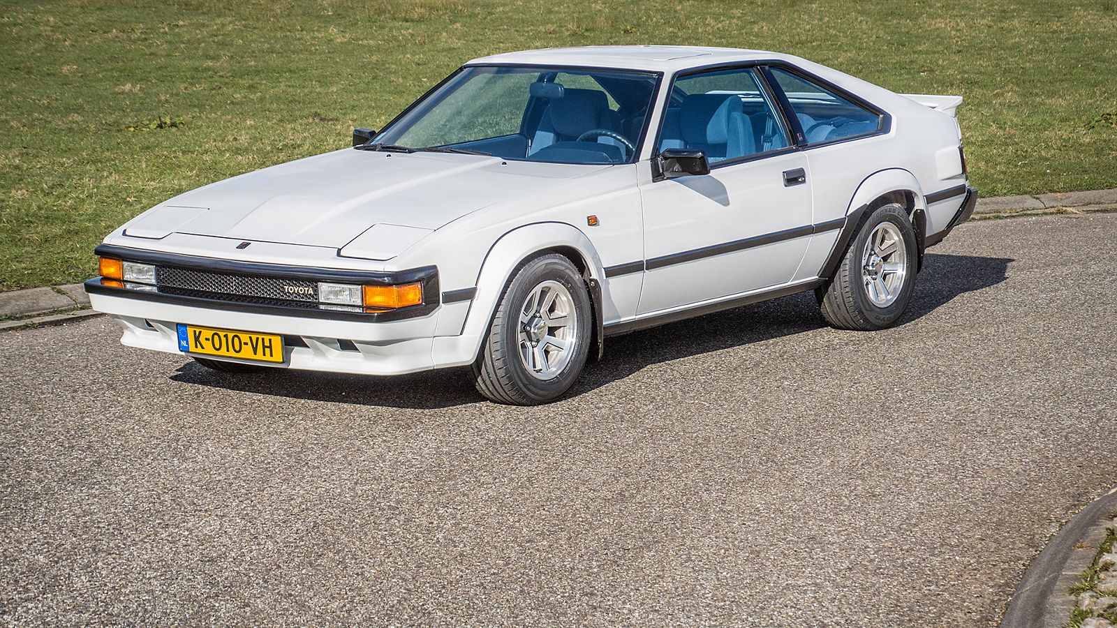Toyota Celica Supra, exterieur, linksvoor, in bocht