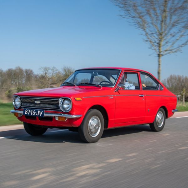 Toyota, Corolla, exterieur, driekwart, rechtsvoor, rijdend