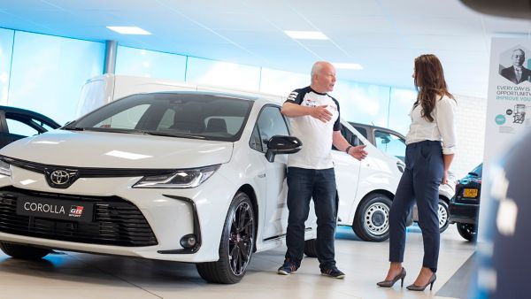 Toyota Corolla, exterieur, wit, Jaap van Barneveld