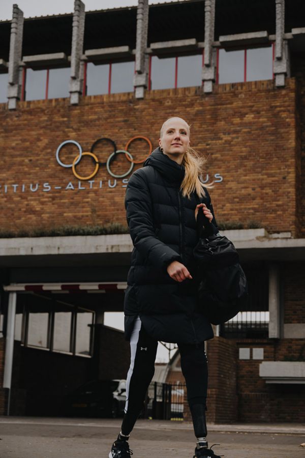 Toyota, Fleur Jong, Lifestyle, lopend, Olympisch stadion, logo