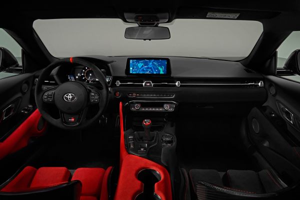 Toyota, GAZOO, Racing, interieur, stuur, mediascherm