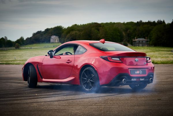 Toyota GR 86, exterieur, schuin, achter, driekwart, links, Goodwood Festival of Speed