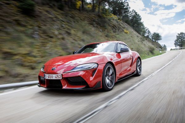 Toyota, GR Supra, exterieur, rechtsvoor, driekwart, rijdend