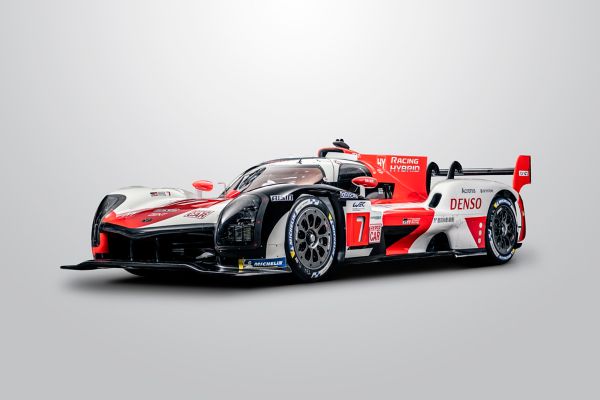 Toyota, Hypercar, GR010 HYBRID, voorkant, driekwart, rechts