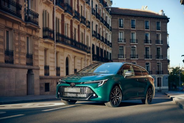 Corolla TS преден изглед