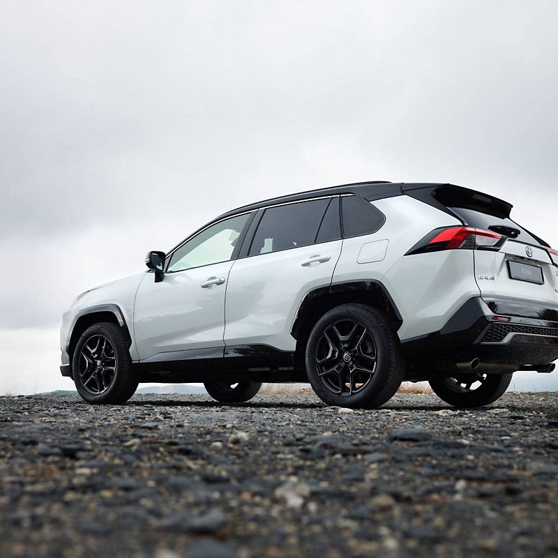 RAV4 | Visureigis. Visiškas hibridas. | Toyota Lietuva