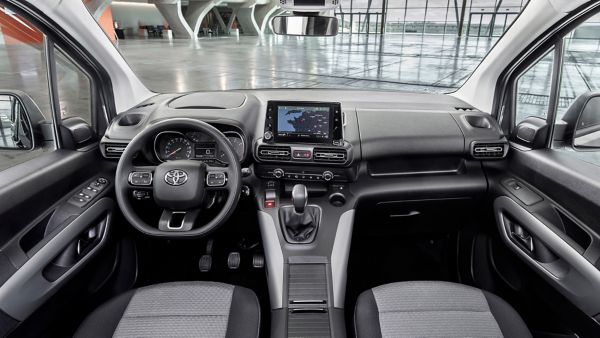 Toyota, PROACE CITY VERSO, interieur, dashboard