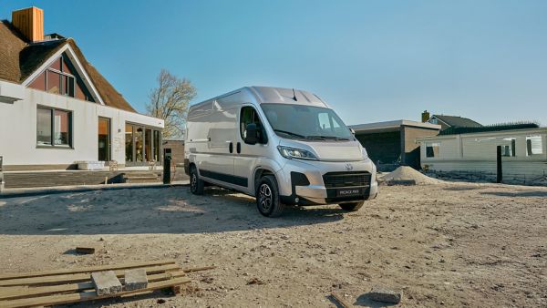 Toyota, Proace, Max, schuivoor, op, terrein