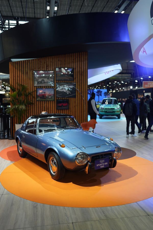 Toyota Sports 800 uit 1965, exterieur, rechter vooraanzicht